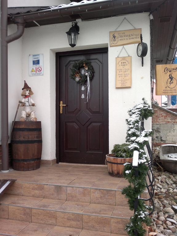 Restaurace A Penzion U Hasicu Klimkovice Exterior foto