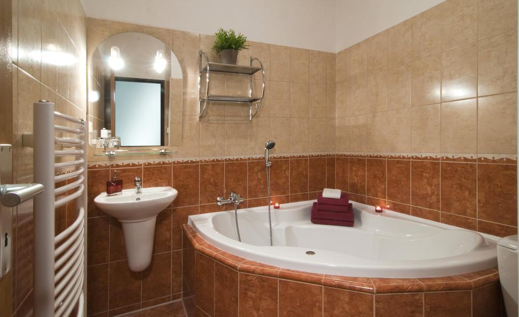 Restaurace A Penzion U Hasicu Klimkovice Zimmer foto